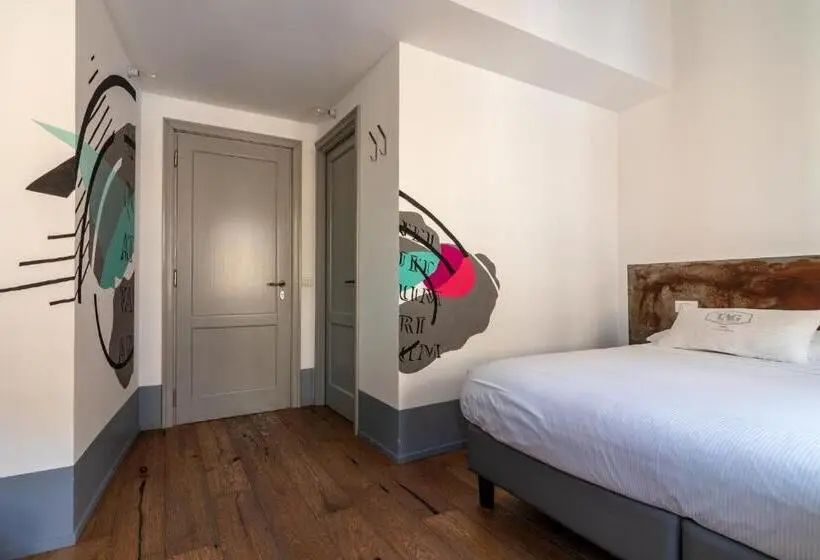 اتاق استاندارد, Tag Guest House