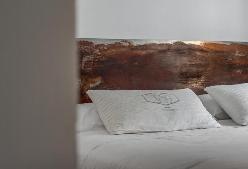 اتاق استاندارد, Tag Guest House