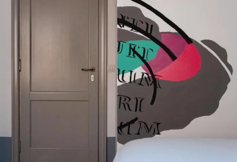اتاق استاندارد, Tag Guest House