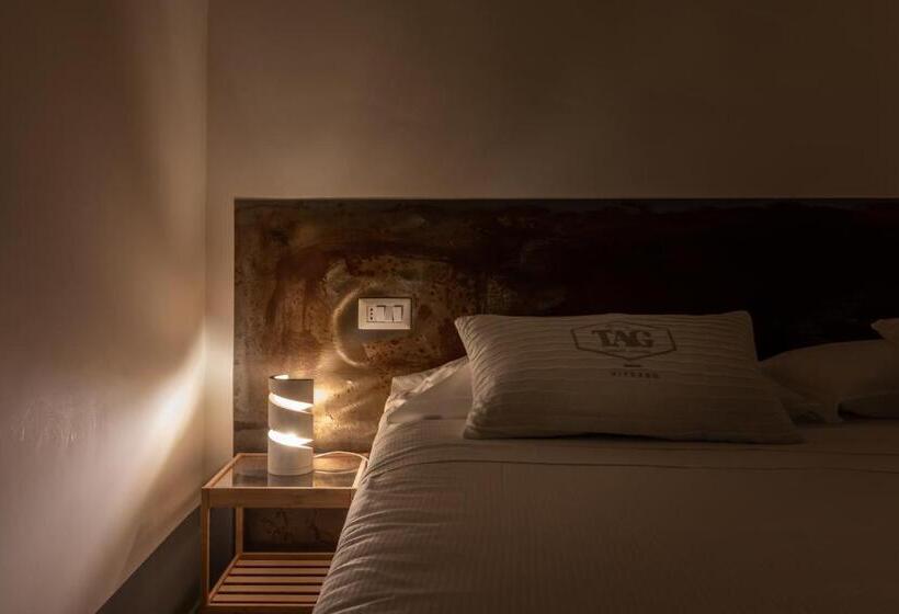 اتاق استاندارد, Tag Guest House