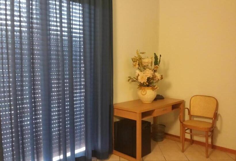 غرفة قياسية, Thairè Resort