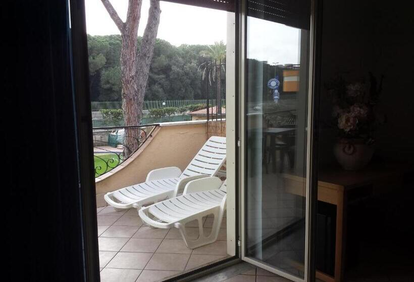 غرفة أساسية ثلاثية, Thairè Resort