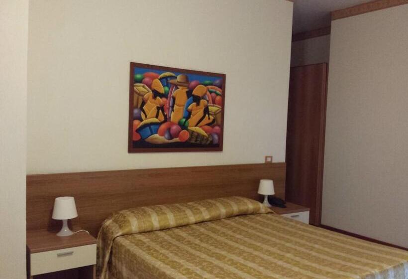 غرفة أساسية ثلاثية, Thairè Resort