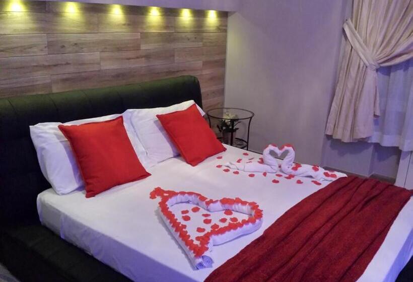 جناح ديلوكس, Thairè Resort