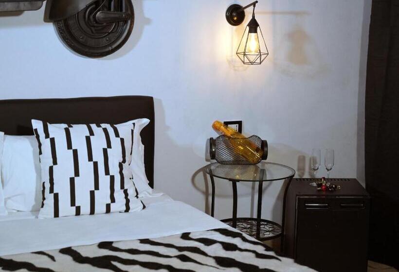 جناح جونيور ديلوكس, Thairè Resort