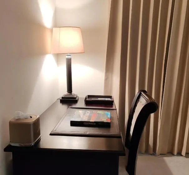 スタンダードバンガロー, Marenaz Oceanfront Resort