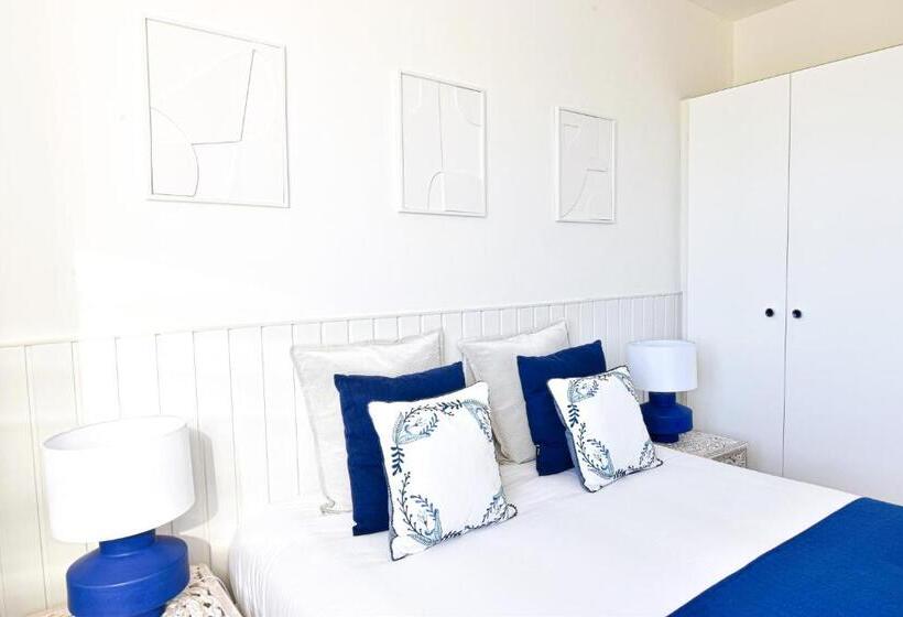 Deluxe люкс с видом на реку, Archisuites