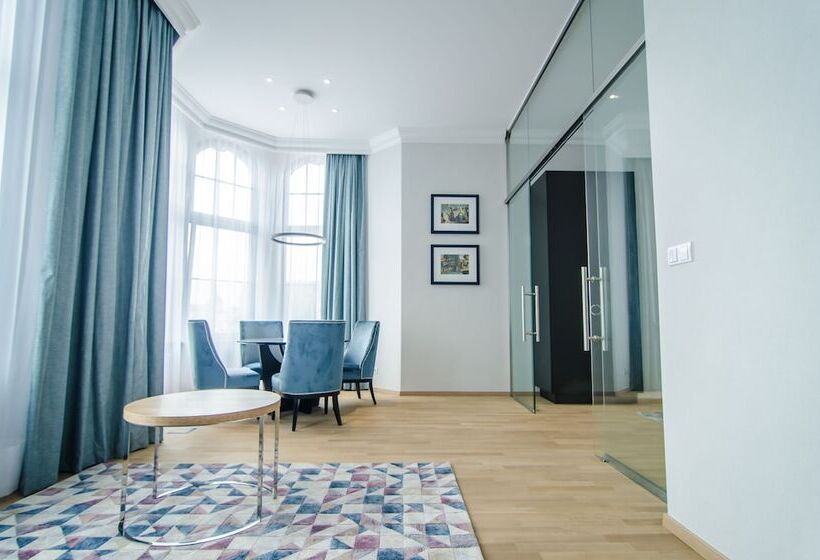 침실 1개 아파트, Craft Beer Central