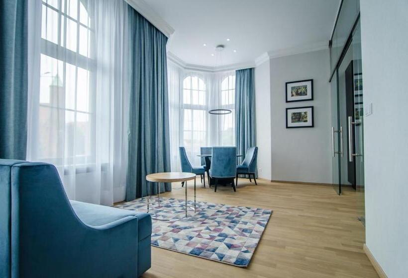 침실 1개 아파트, Craft Beer Central