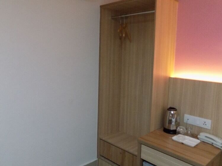 اتاق لوکس, Alaxis