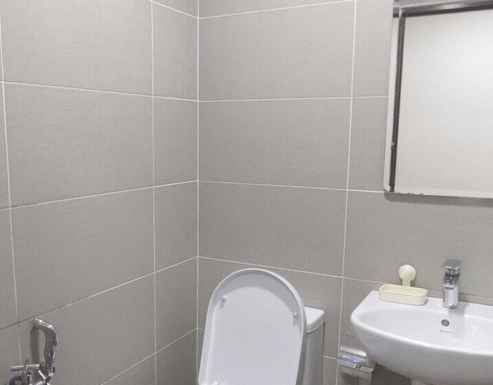 اتاق لوکس, Alaxis