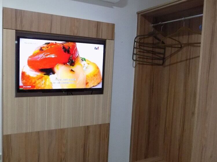 اتاق لوکس, Alaxis