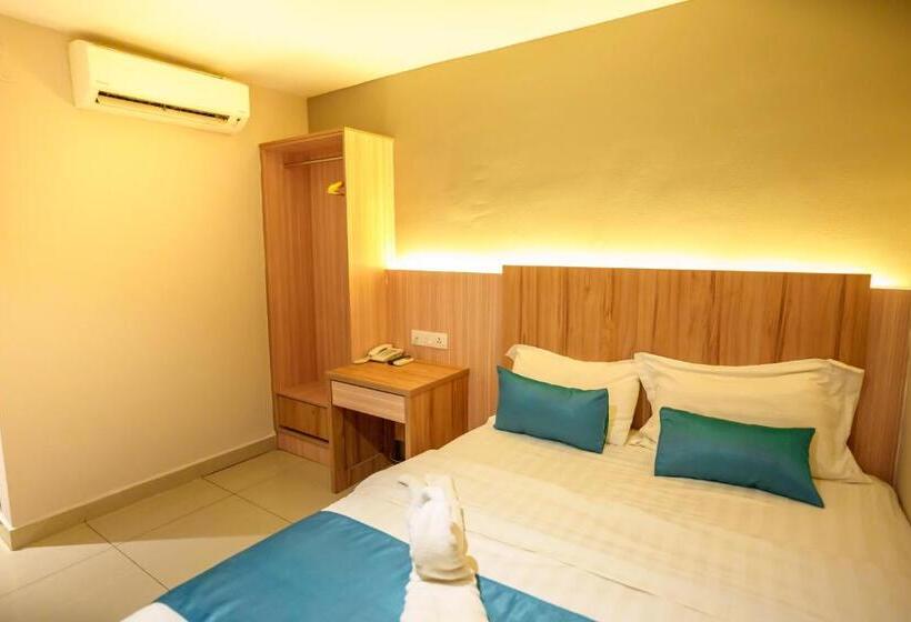 اتاق لوکس با تخت بزرگ, Alaxis