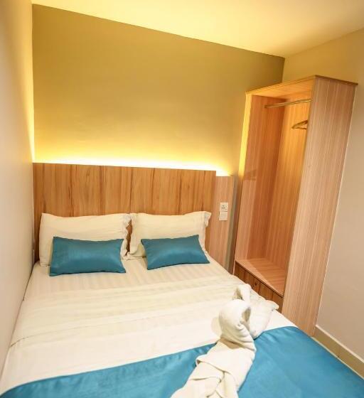 اتاق استاندارد, Alaxis