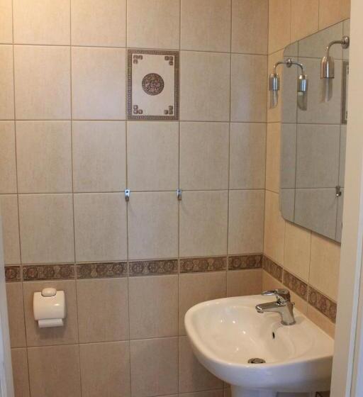 غرفة قياسية حمام مشترك, Kolorowa Guest Rooms