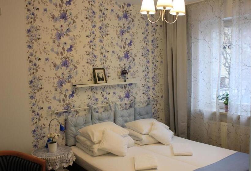 غرفة قياسية, Kolorowa Guest Rooms