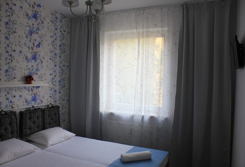 غرفة قياسية حمام مشترك, Kolorowa Guest Rooms