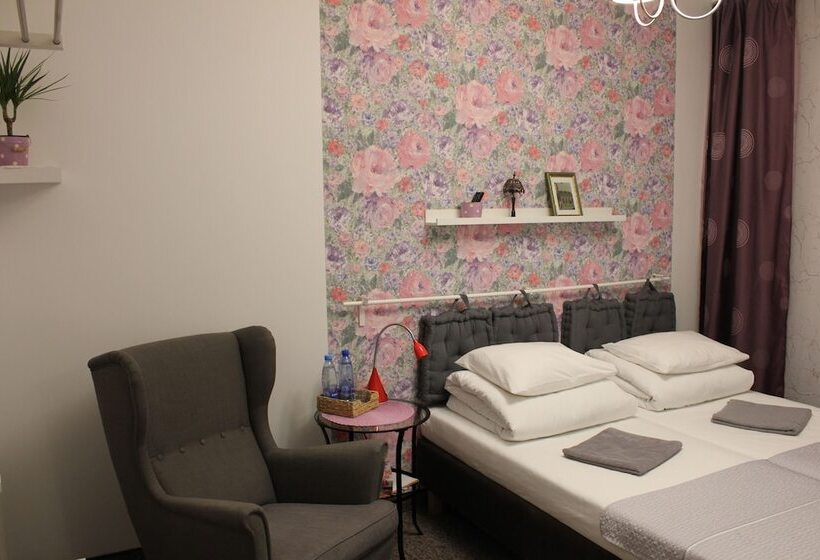 غرفة قياسية حمام مشترك, Kolorowa Guest Rooms