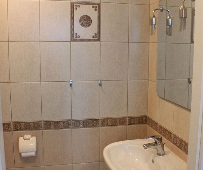 غرفة قياسية حمام مشترك, Kolorowa Guest Rooms