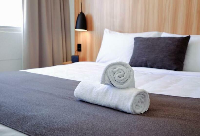 スタンダードスタジオ, No. 9