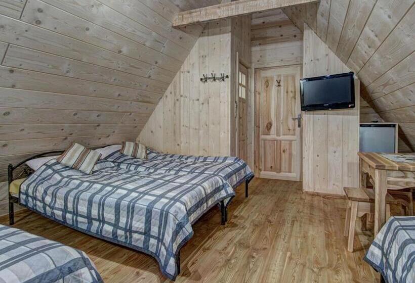 اتاق استاندارد چهارنفره با بالکن, Pokoje Gościnne światłomir