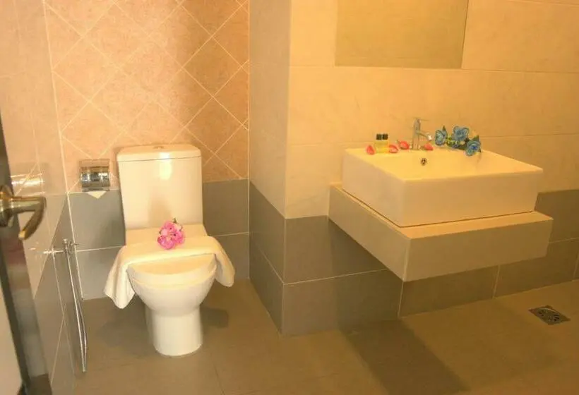 اتاق لوکس, S8 Boutique