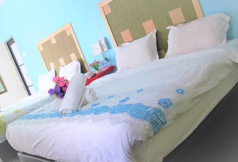 اتاق لوکس خانوادگی, S8 Boutique