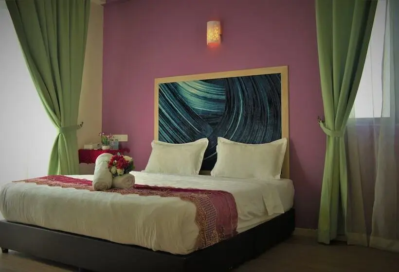 اتاق لوکس, S8 Boutique