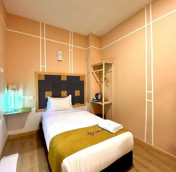اتاق استاندارد یک نفره, S8 Boutique
