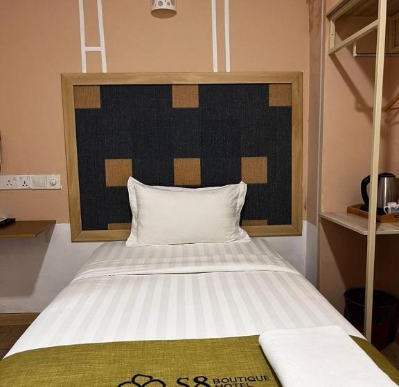 غرفة قياسية فردية, S8 Boutique