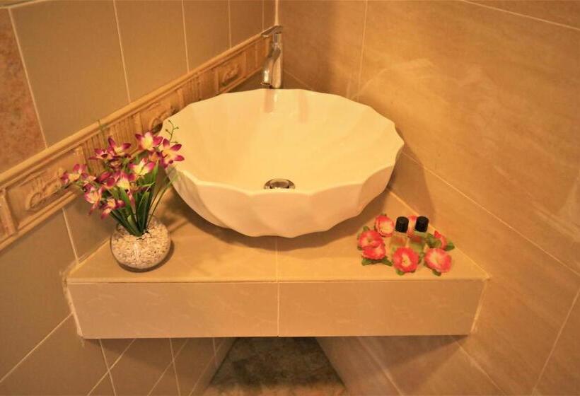 غرفة قياسية فردية, S8 Boutique