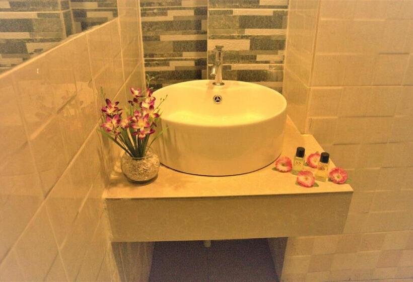 غرفة قياسية فردية, S8 Boutique