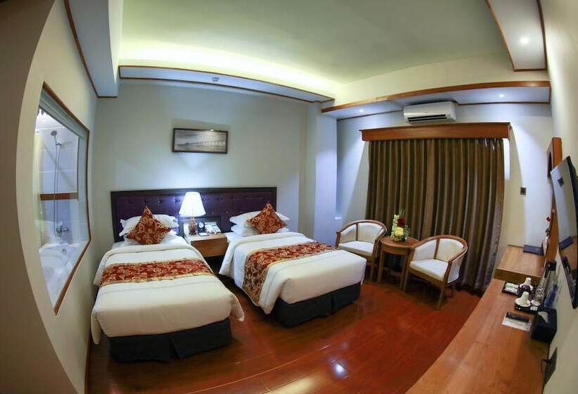 اتاق سوپریور, Sakura Princess