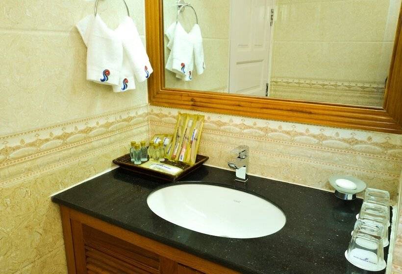 اتاق لوکس, Sakura Princess