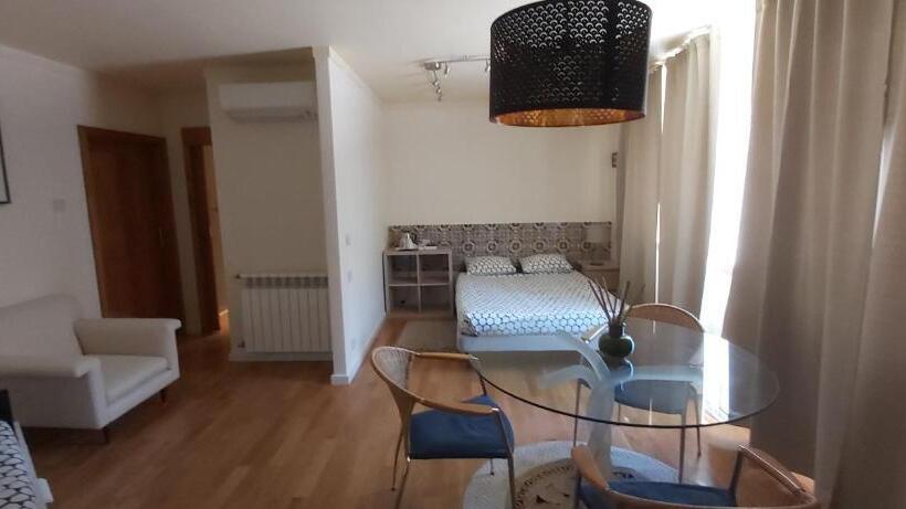 اتاق سوپریور سه تخته, Suites Foz O Porto