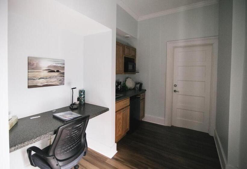 إستوديو قياسى, The Continental