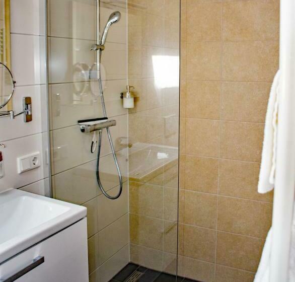 استودیوی استاندارد, Aparthotel Waepen Van Middelburg