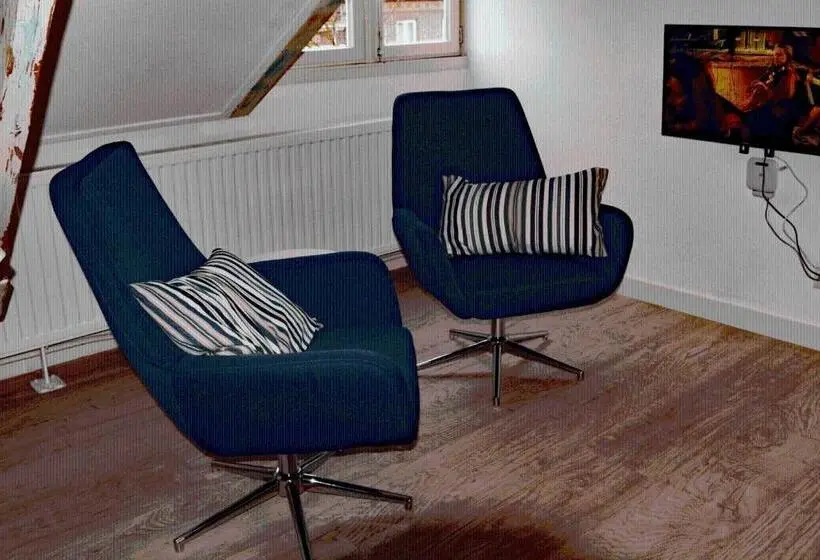 スタンダードスタジオ, Aparthotel Waepen Van Middelburg