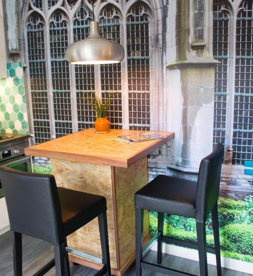 استودیوی استاندارد, Aparthotel Waepen Van Middelburg