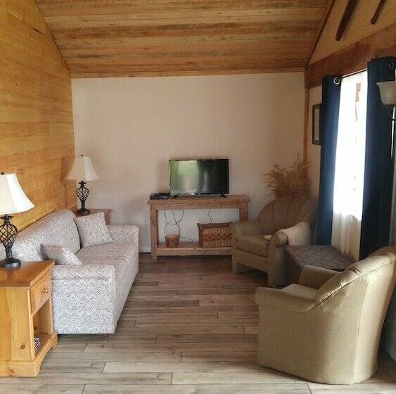 小室, Wolfwood Guest Ranch