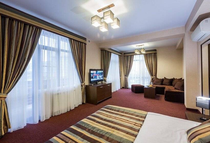 주니어 스위트 발코니, Abris