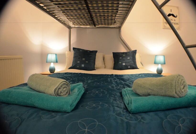 Habitació Triple Estàndard, Birchfields Guest House