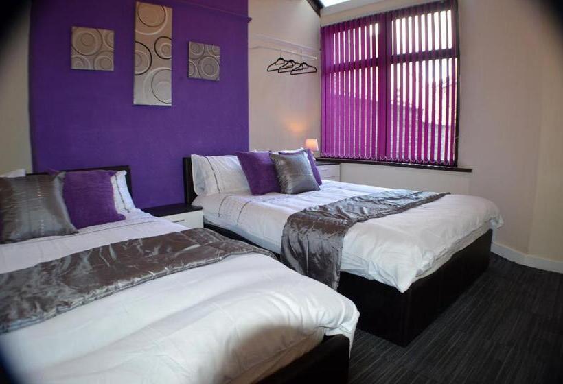 Habitació Quàdruple Clàssica, Birchfields Guest House