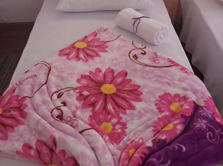 Cama em Quarto Compartilhado, Fairy Hostel