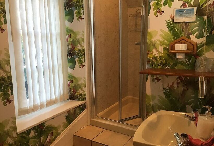 Номер Стандарт, Hundalee House B&b