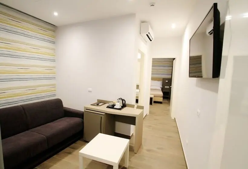 سوییت, International Hotel Dakar