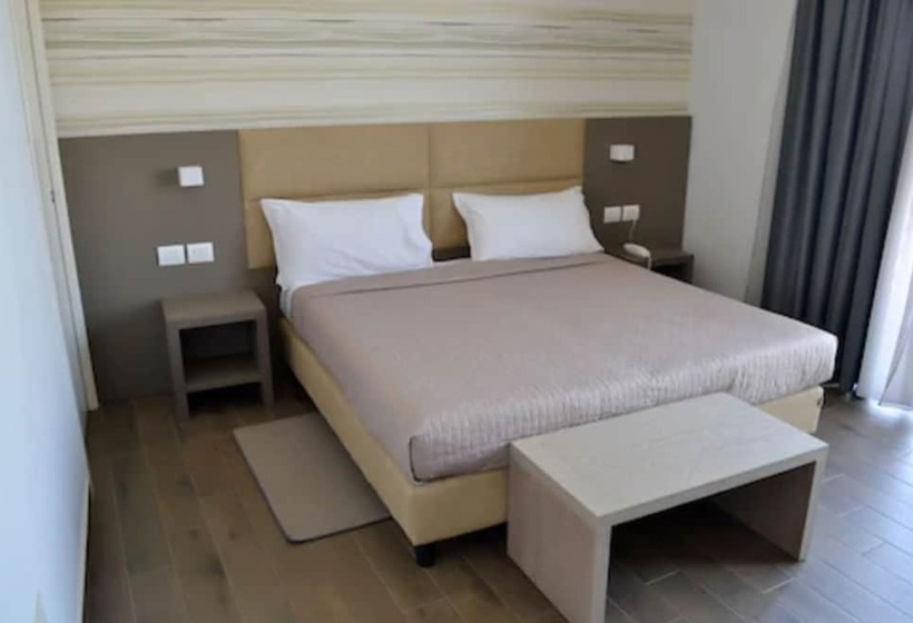 اتاق استاندارد با بالکن, International Hotel Dakar