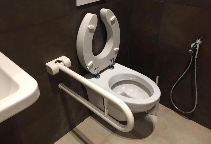 اتاق استاندارد برای معلولان, International Hotel Dakar