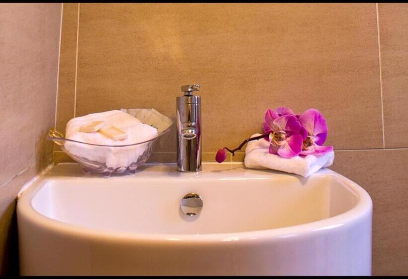 חדר סטנדרט יחיד, Lakeview Guest House