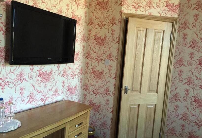 חדר משפחתי, Lakeview Guest House